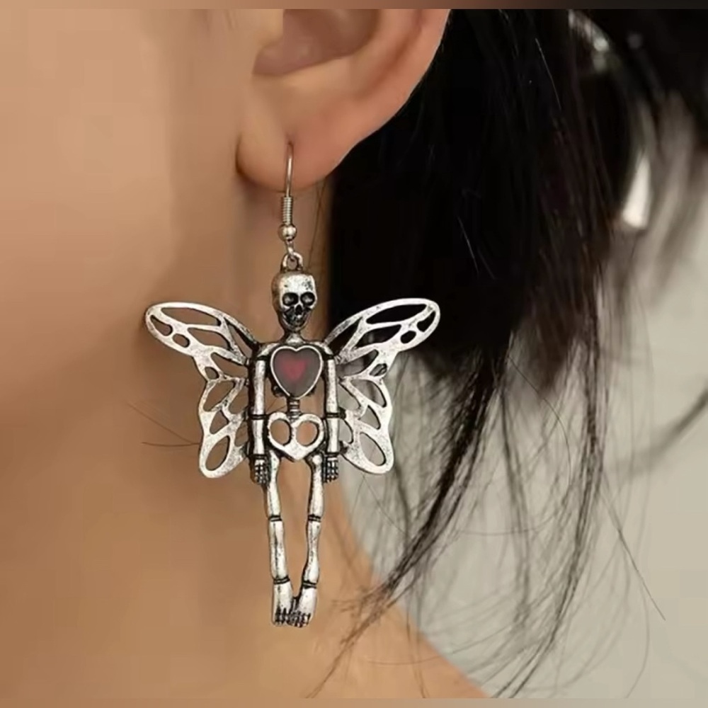 925 Sterling Silver Fairy Folk Skeleton Drop Earrings With Enameled Heart - Picture 6 of 6
